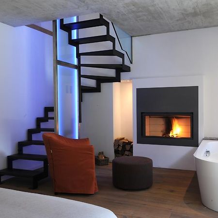 Myverzasca Resort Casa Rossa Brione  エクステリア 写真