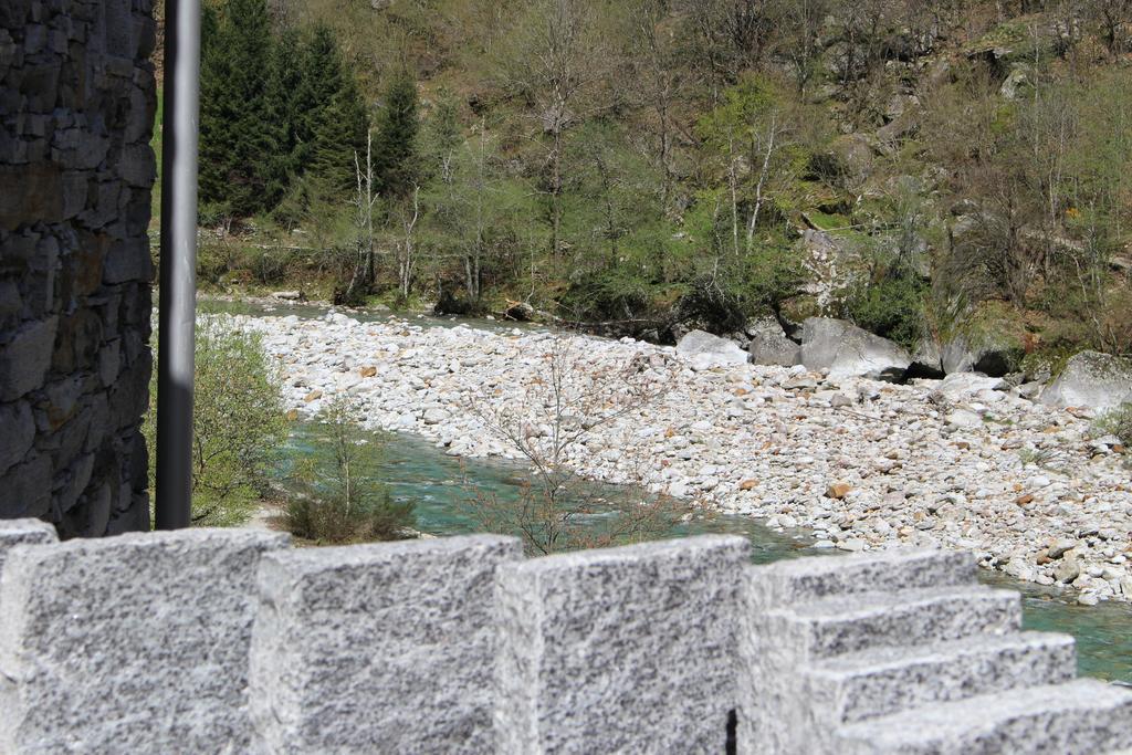 Myverzasca Resort Casa Rossa Brione  エクステリア 写真