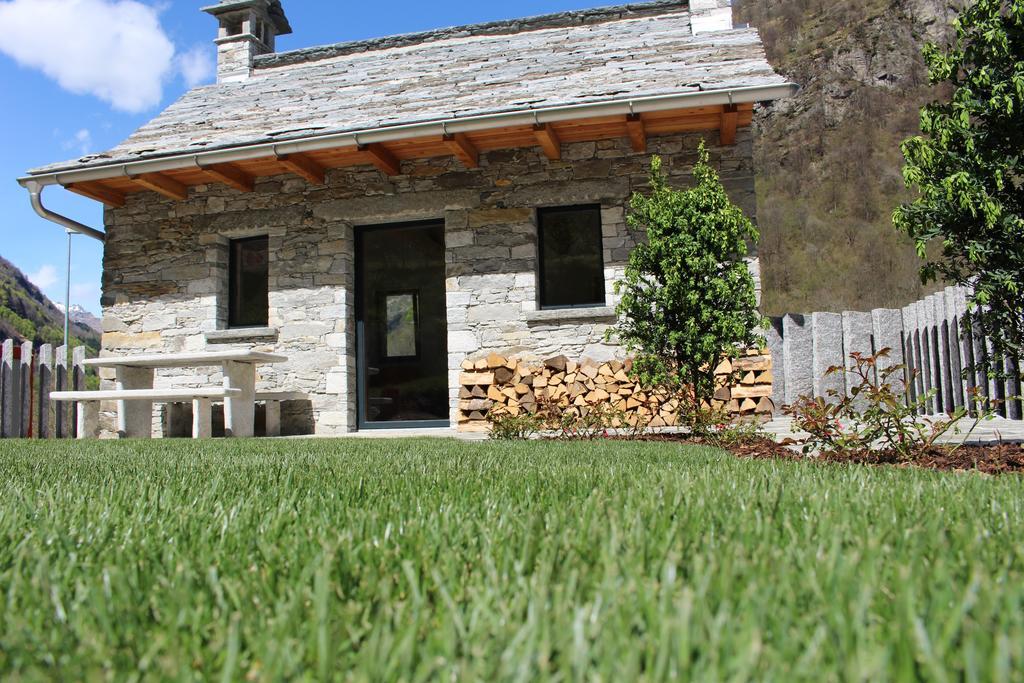 Myverzasca Resort Casa Rossa Brione  エクステリア 写真