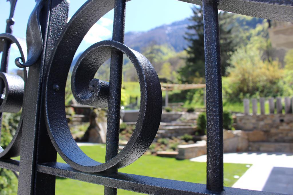 Myverzasca Resort Casa Rossa Brione  エクステリア 写真