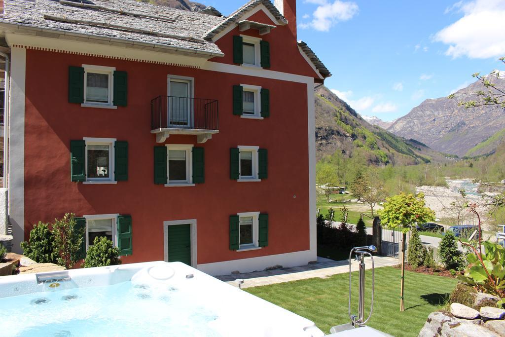 Myverzasca Resort Casa Rossa Brione  エクステリア 写真