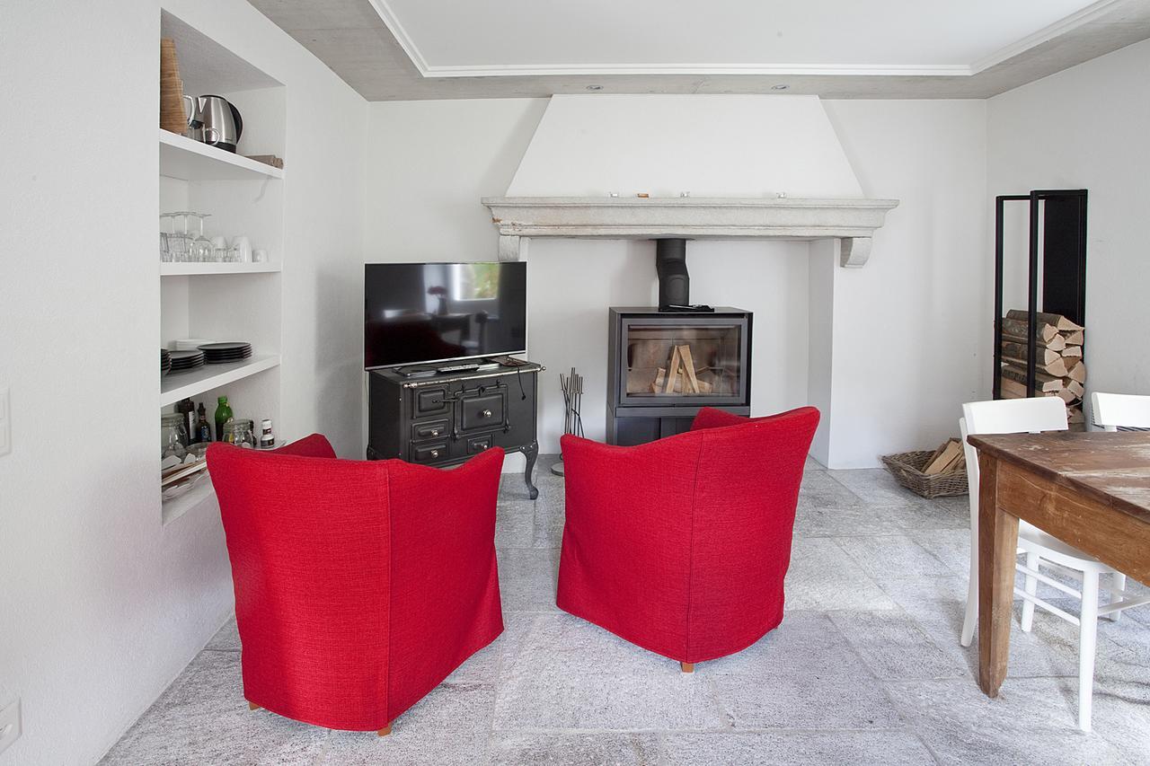 Myverzasca Resort Casa Rossa Brione  エクステリア 写真