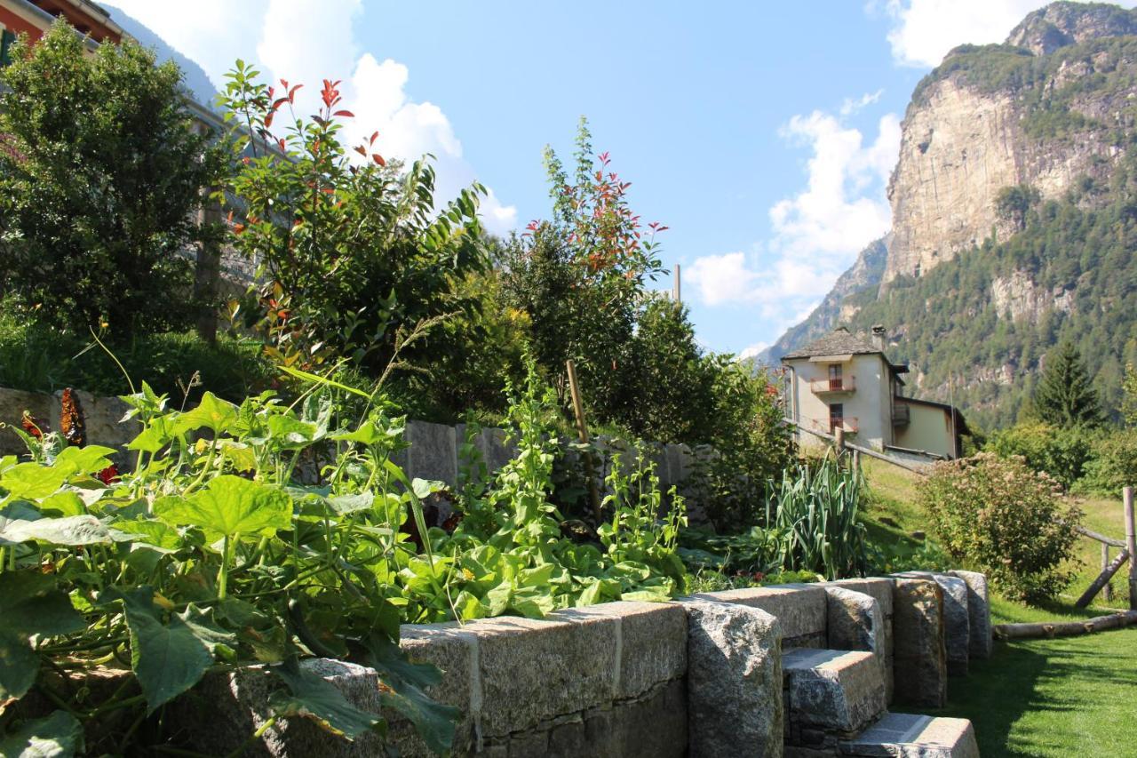 Myverzasca Resort Casa Rossa Brione  エクステリア 写真